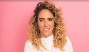 El sueño de niña de Amalia Andrade era ser actriz. Ahora lo cumple.