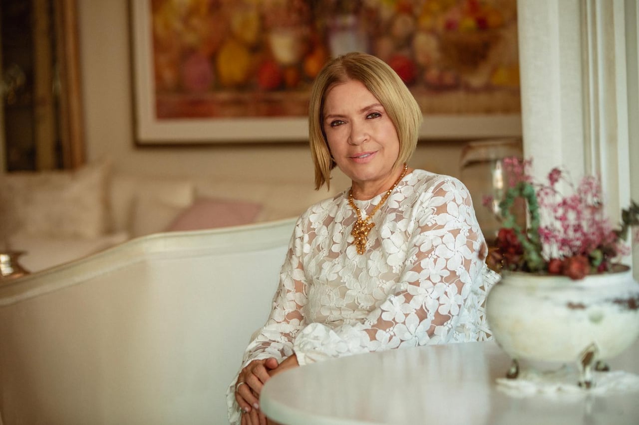 Ketty Tinoco: la elegancia del lino con sello cartagenero