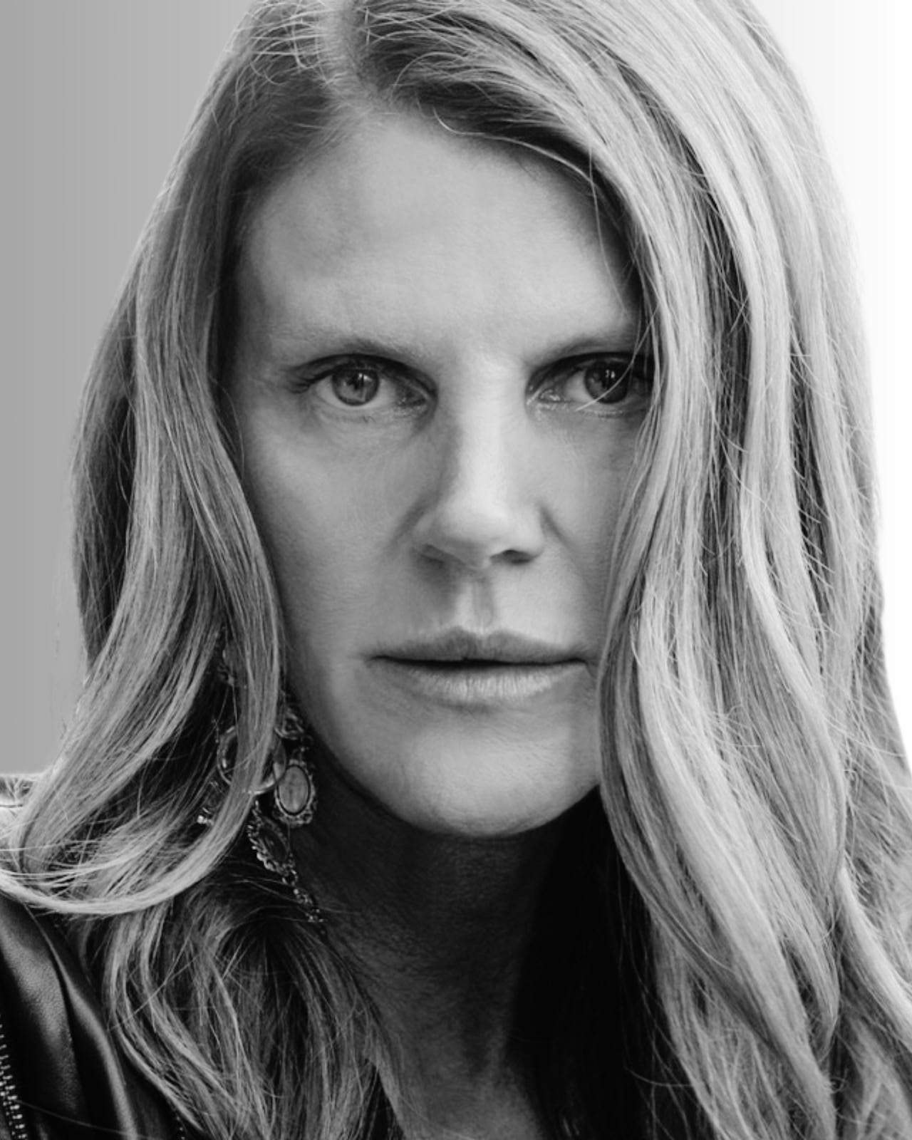 Anna dello Russo: extravagancia y visión en el jurado de los Latin American Fashion Awards