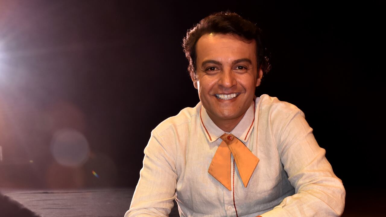 JULIAN ROMAN