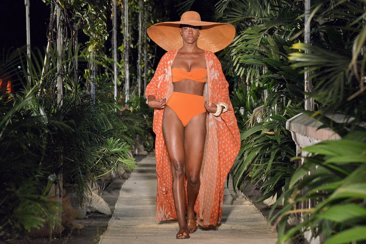 Desfile Apertura Colombiamoda Andrés Otálora Puente Ortiz