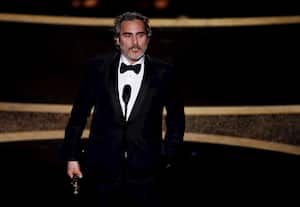 Joaquin Phoenix recibió el premio Óscar a mejor actor por su papel protagónico en 'Guasón' ('Joker').