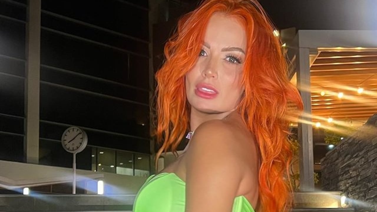 Sara Uribe se hace un nuevo cambio de look y el resultado dividió opiniones