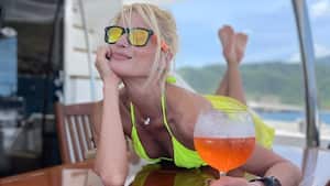 Mary Méndez se roba las miradas con un ajustado body negro