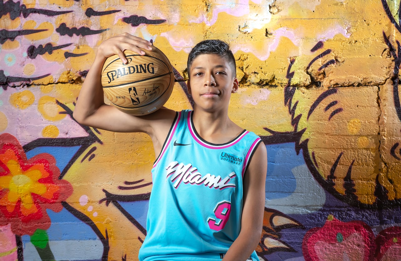 Juan José Sánchez, un niño de Manizales que aspira a ser uno de los mejores jugadores de baloncesto en el mundo