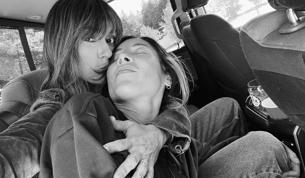 Kany García, jurado en La Voz Kids, junto a su esposa Jocelyn Trochez