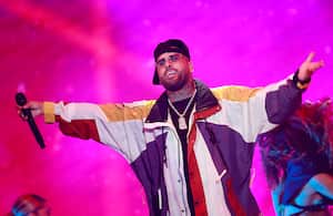 Nicky Jam se presenta en el escenario de la iHeartRadio Fiesta Latina 2022 celebrada en FTX Arena el 15 de octubre de 2022 en Miami, Florida. (Foto de Michael Tran/WireImage)