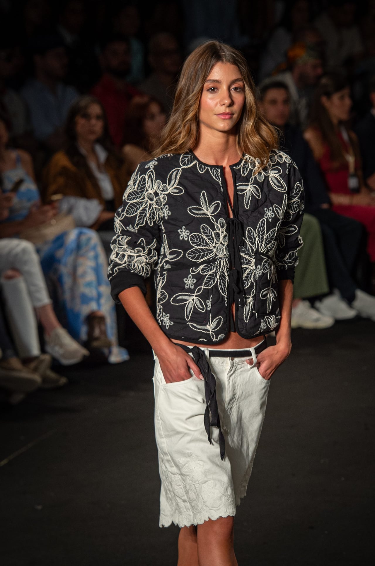 Bahía María buscó redefinir la versatilidad del diseño femenino con una propuesta pensada para distintas ocasiones