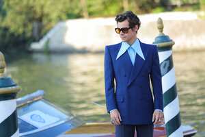VENICE, ITALY - SEPTEMBER 05: Harry Styles is seen during the 79th Venice International Film Festival on September 05, 2022 in Venice, Italy. (Photo by Jacopo Raule/Getty Images)