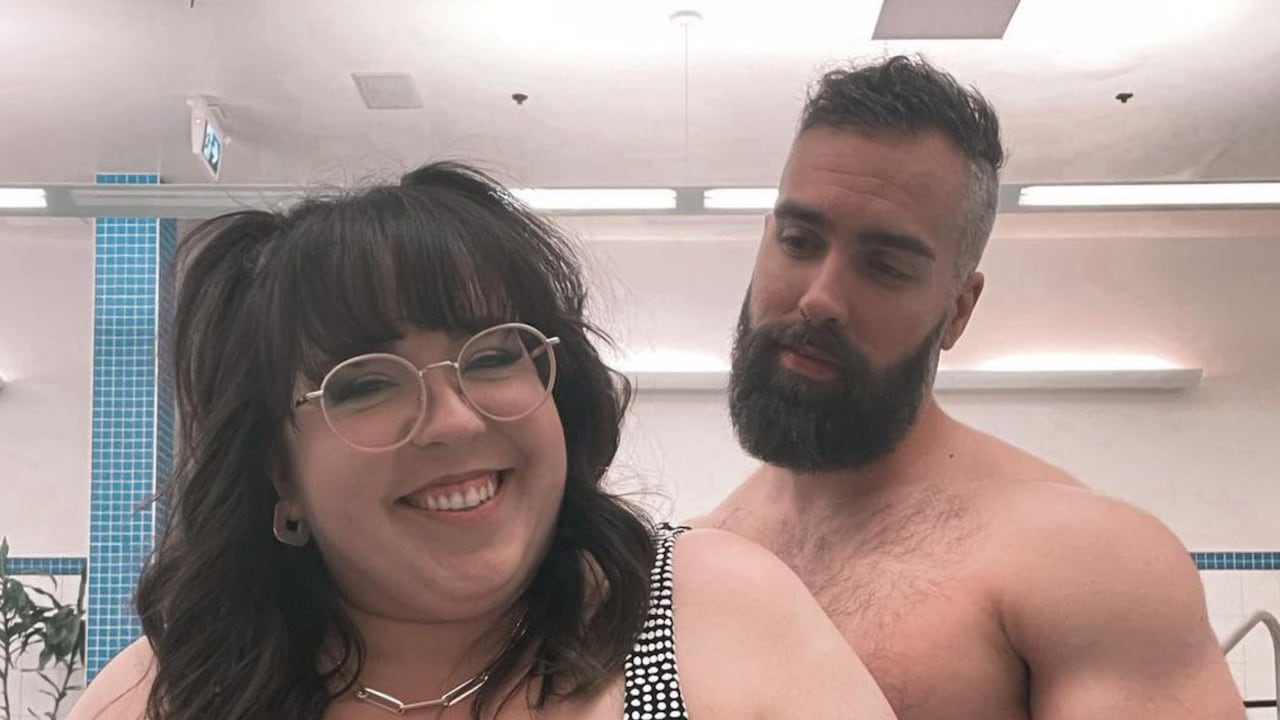 La canadiense Alicia McCarvell  con su esposo Scott Mccarvell.