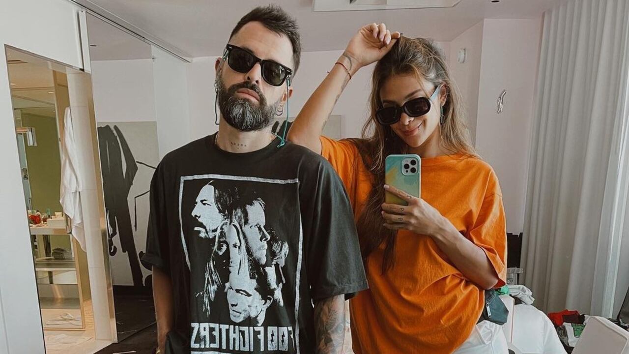 Mike Bahía y Greeicy Rendón