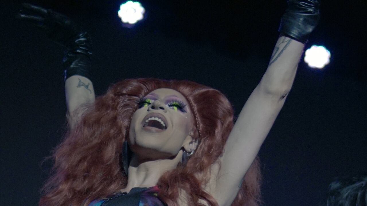 Lesley Wolf, artista drag queen colombiana