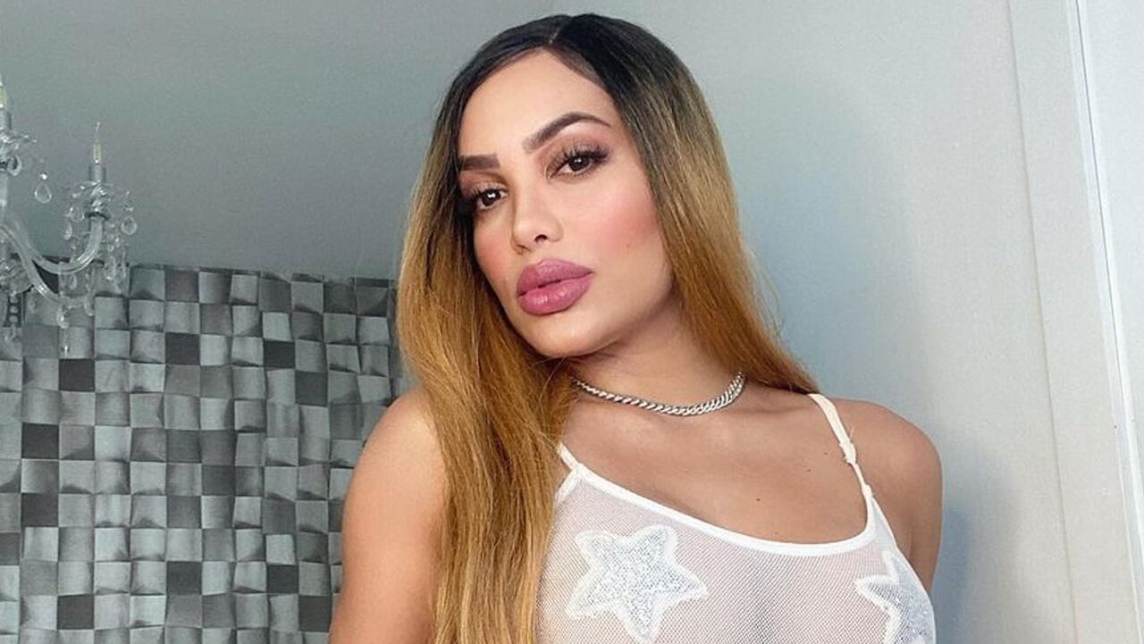 Revelan cómo se veía Andrea Valdiri cuando tenía 17 años ¿ha cambiado?