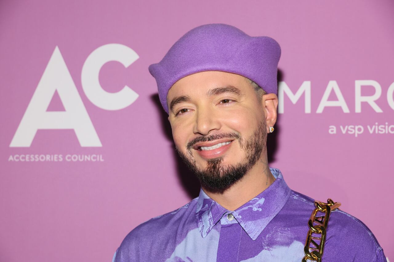 J Balvin asiste a los 26º Premios ACE del Consejo Anual de Accesorios en Cipriani 42nd Street el 01 de agosto de 2022 en la ciudad de Nueva York. (Foto de Dia Dipasupil/Getty Images)