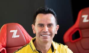 Jhonny Rivera habló de incómodas situaciones que ha vivido con sus seguidores.