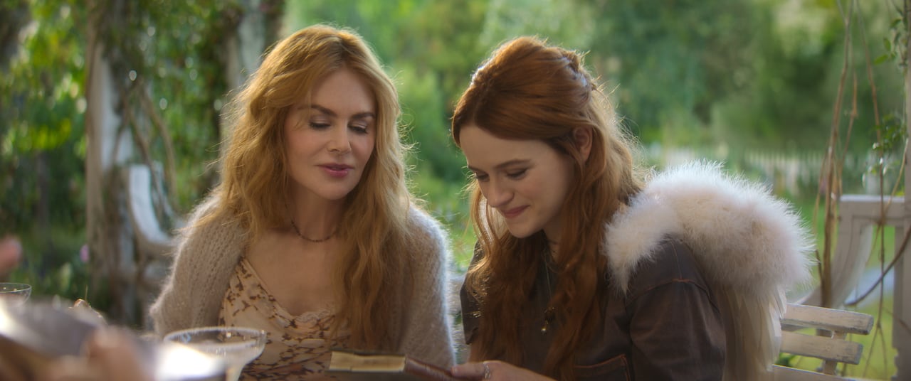 El regreso de las hermanas Owens reúne nostalgia, fantasía y una nueva generación dispuesta a escribir su propia historia.