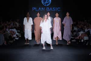 Mujeres Cambiando la Moda