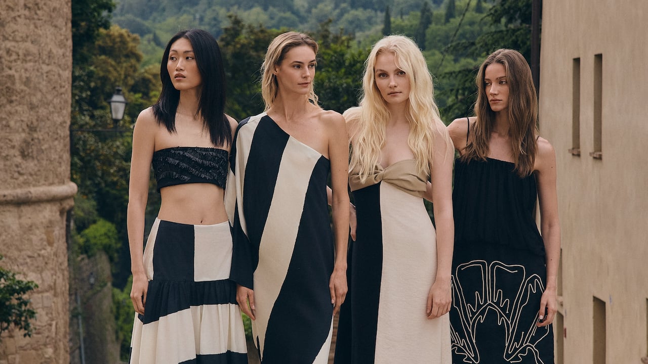 Padova presenta Tuscan Soul, su campaña High Summer 2025, una oda a la feminidad
libre, al presente compartido y al lujo de lo simple.