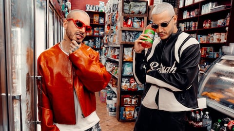 DJ Snake y J Balvin encienden el verano con un tributo sonoro a los noventa