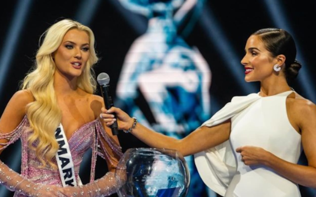 Victoria Kjaer respondiendo la pregunta hecha por la influencer Lele Pons