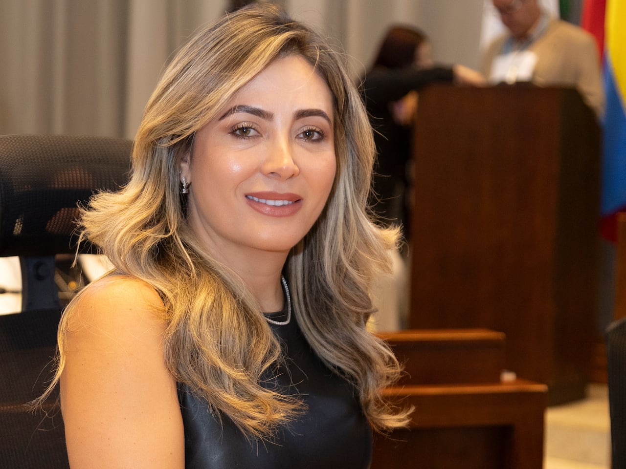 Catalina Jaramillo recibe condecoración del Concejo de Medellín