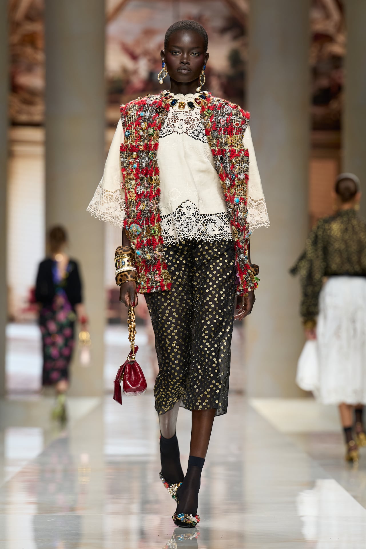 DOLCE&GABBANA SPRING/SUMMER 2027: STRAVAGANZA SICILIANA