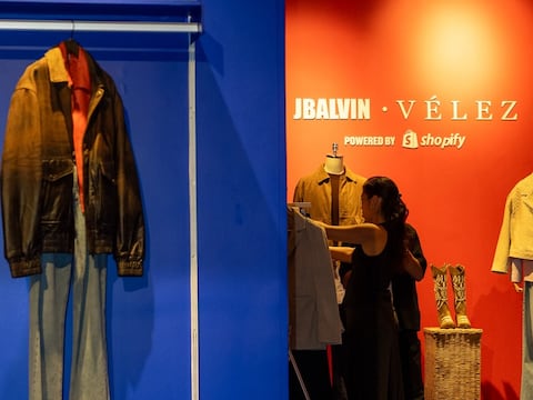 J Balvin y Vélez: el sello colombiano conquista Nueva York - Foto tomada con Ray Ban Meta