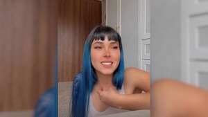 En historias de Instagram Kika Nieto comparte lo sucedido con sus canales de YouTube. Foto: captura pantalla Instagram @_kikanieto