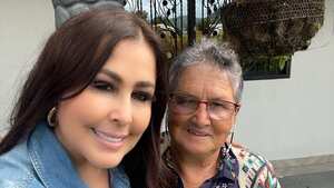 Arelys Henao y su mamá.