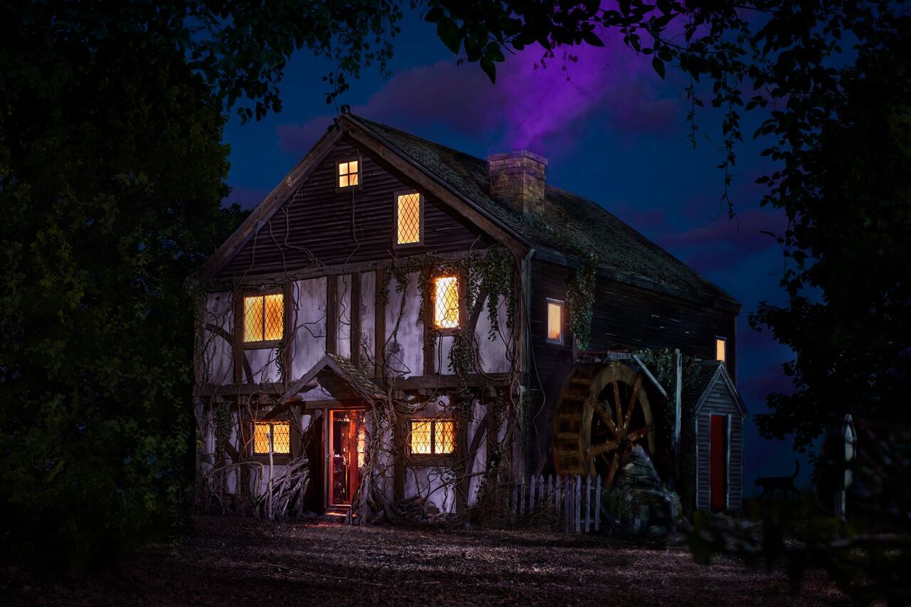 Fachada de la cabaña de Hocus Pocus