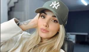 La presentadora compartió un tierno recuerdo con su hijo y recibió críticas por un detalle.