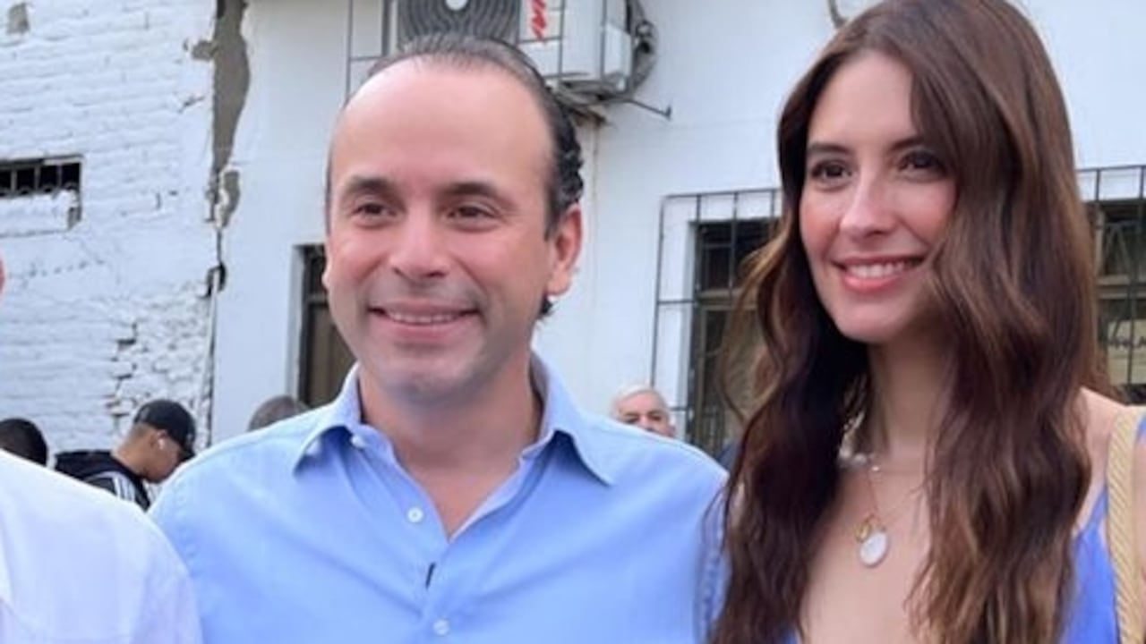 Taliana Vargas responde ante acusaciones de ser una "esposa trofeo"