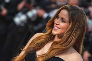 Shakira estaría "destrozada" (Photo by Stephane Cardinale - Corbis/Corbis via Getty Images)