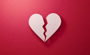 Hay situaciones en donde una ruptura amorosa puede causar más daño que una lesión física, según expertos en salud mental. Foto: Getty Images.