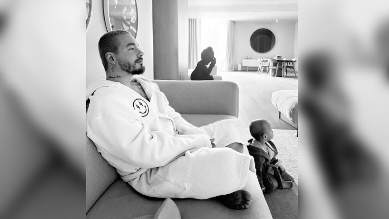 J Balvin junto a su familia