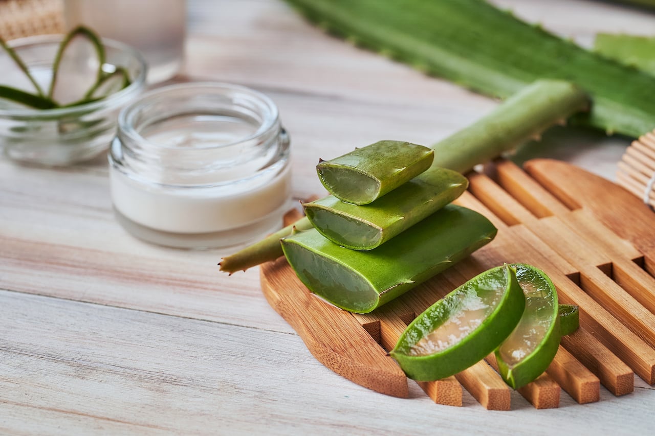 Jugo de sábila para limpiar el colon.