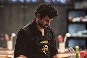 Emmanuel Esparza en la cocina de Masterchef Celebrity.
Foto tomada de: Instgram: @esparzaemmanuel