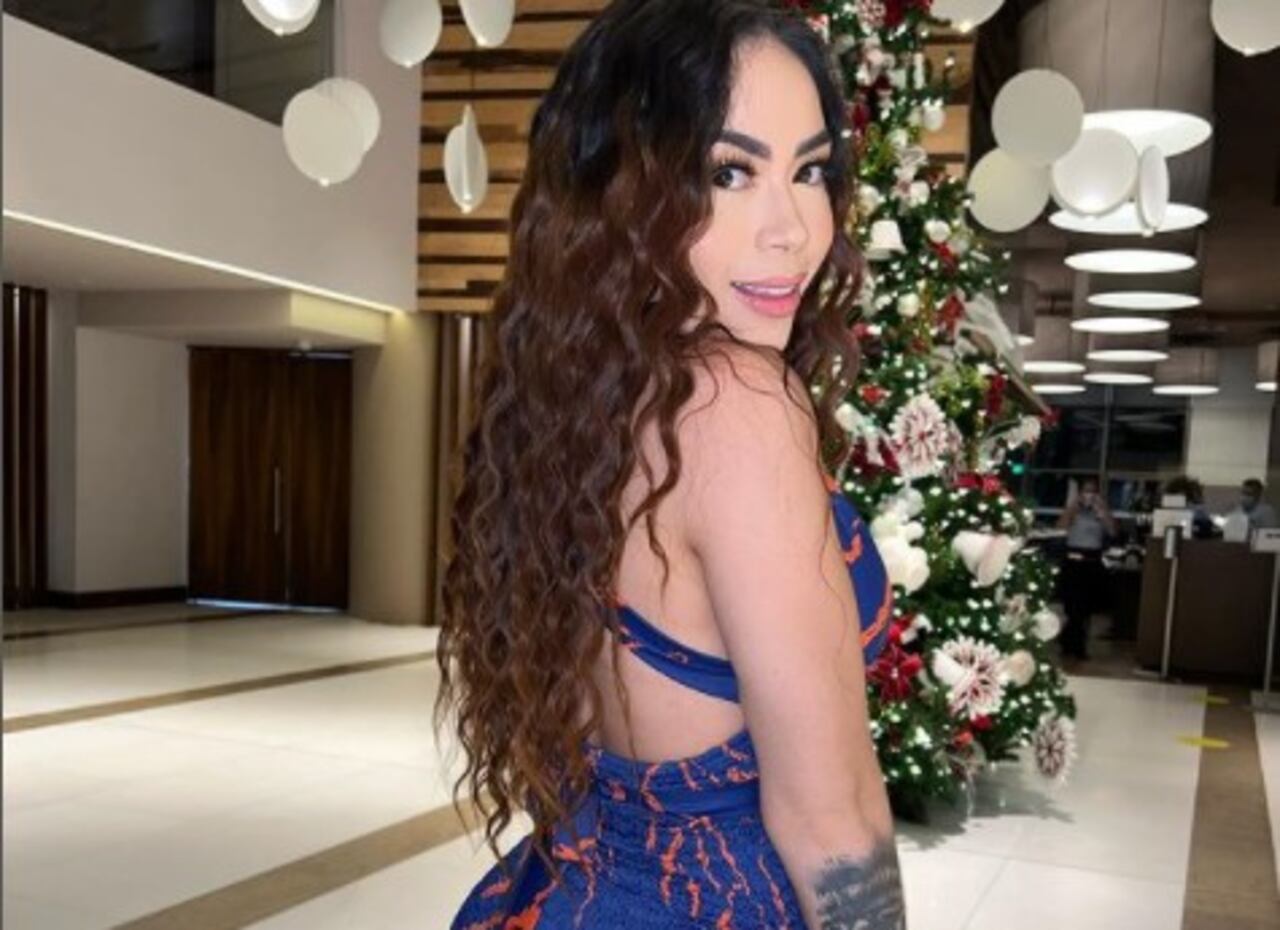 Daneidy Barrera, Epa Colombia, presumió sus zapatillas de Dolce & Gabbana