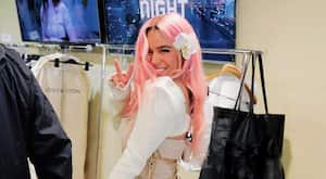 Todas las semanas Karol G es tendencia en las redes sociales.