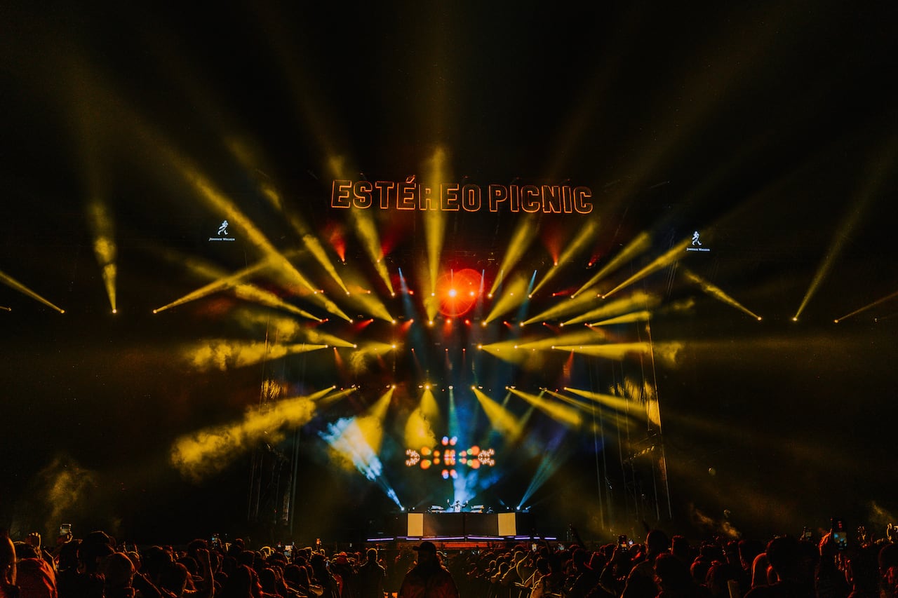 Bizarrap en vivo en el Festival Estéreo Picnic 2023.