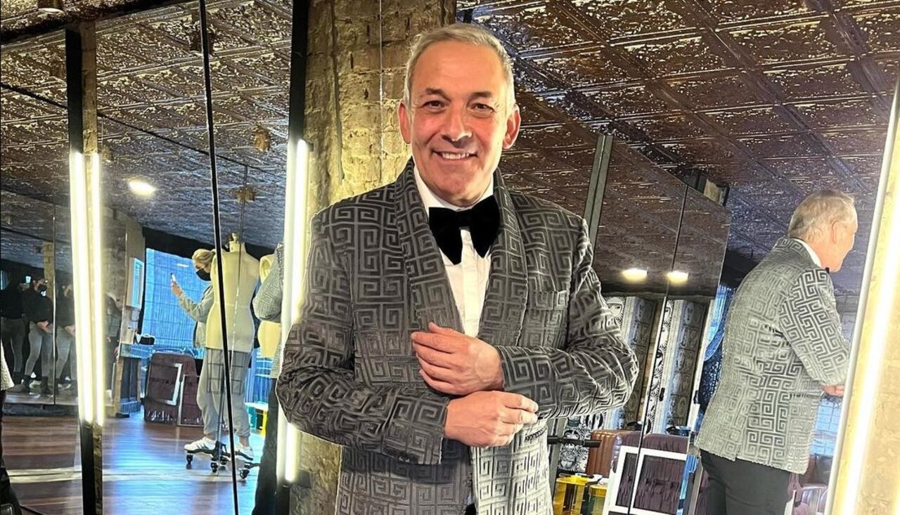 César Escola "Yo me llamo"