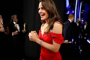 HOLLYWOOD, CALIFORNIA - MARCH 27: In this handout photo provided by A.M.P.A.S., Jennifer Garner is seen backstage during the 94th Annual Academy Awards at Dolby Theatre on March 27, 2022 in Hollywood, California. (Photo by Al Seib/A.M.P.A.S. via Getty Images)