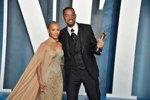 BEVERLY HILLS, CALIFORNIA - MARCH 27: Will Smith and Jada Pinkett Smith attend the 2022 Vanity Fair Oscar Party hosted by Radhika Jones at Wallis Annenberg Center for the Performing Arts on March 27, 2022 in Beverly Hills, California. (Photo by Lionel Hahn/Getty Images)