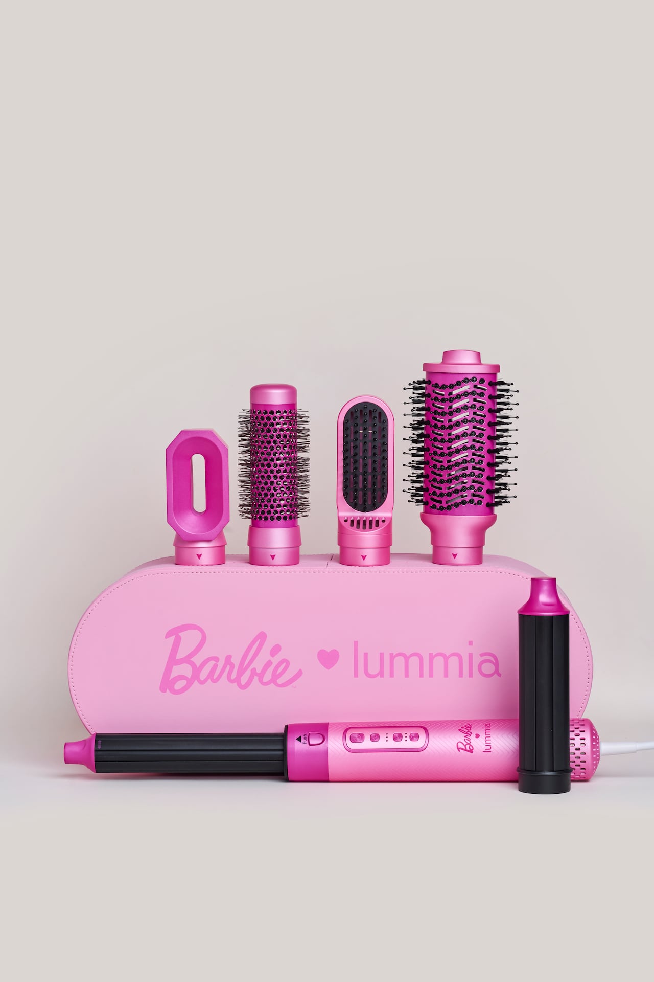 Barbie y Lummia presentan un estilizador 6 en 1, una edición limitada diseñada
para celebrar la autenticidad y la expresión personal.