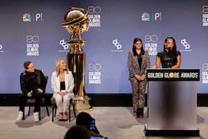 Barry Adelman, Helen Hoehne, Mayan Lopez and Selenis Leyva anunciando a los nominados a los Golden Globe Awards 2023.