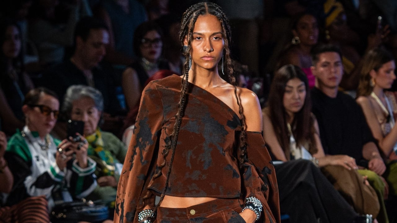 La diseñadora Francesca Sesana debutó en Colombiamoda 2025 con su colección 'La mia maniera'