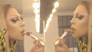 Lesley Wolf, artista drag queen colombiana