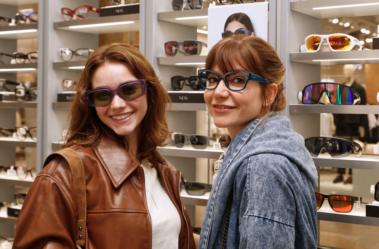Vogue Eyewear presentó en Bogotá su nueva colección.