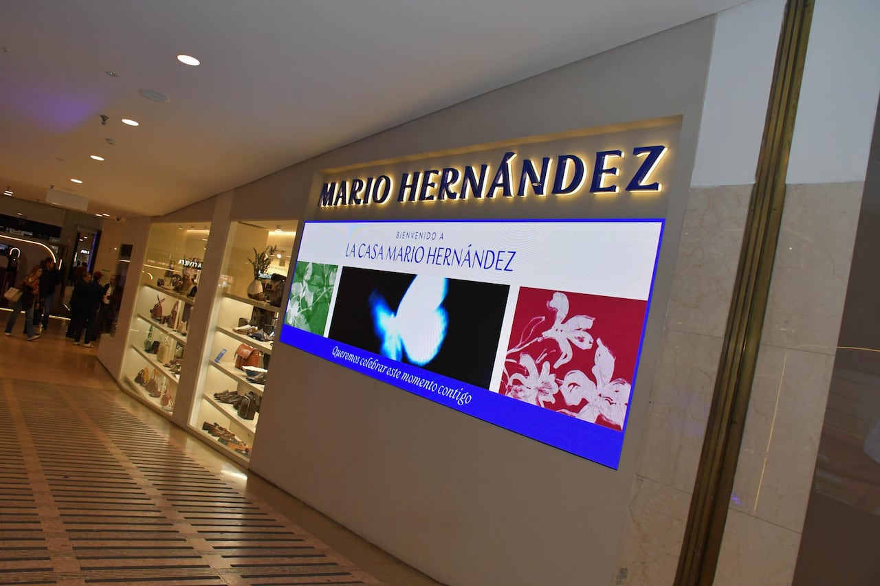 La nueva boutique de Mario Hernández, inspirada en la casa de su fundador, abre sus puertas
