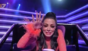 La cantante fue quien oprimió primero el botón en La descarga y se quedó con la voz del imitador.